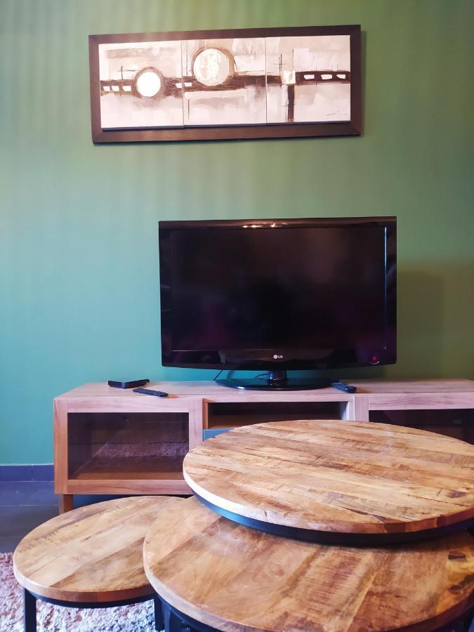 Spacieux Appartement Au Calme 15Min Sud De Lyon Proche Metro Et Gare Confluence Aquarium Gerland Oullins Eksteriør billede