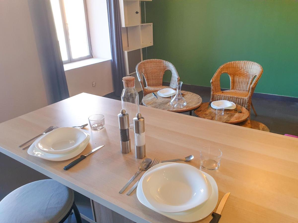 Spacieux Appartement Au Calme 15Min Sud De Lyon Proche Metro Et Gare Confluence Aquarium Gerland Oullins Eksteriør billede