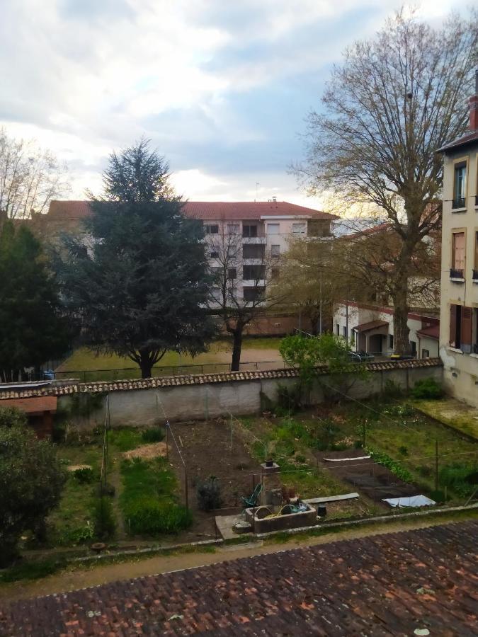 Spacieux Appartement Au Calme 15Min Sud De Lyon Proche Metro Et Gare Confluence Aquarium Gerland Oullins Eksteriør billede